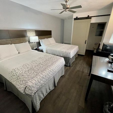 Sunset Motel Waterloo Екстериор снимка